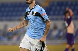 拉齐奥中锋创造个人进球纪录，成为焦点