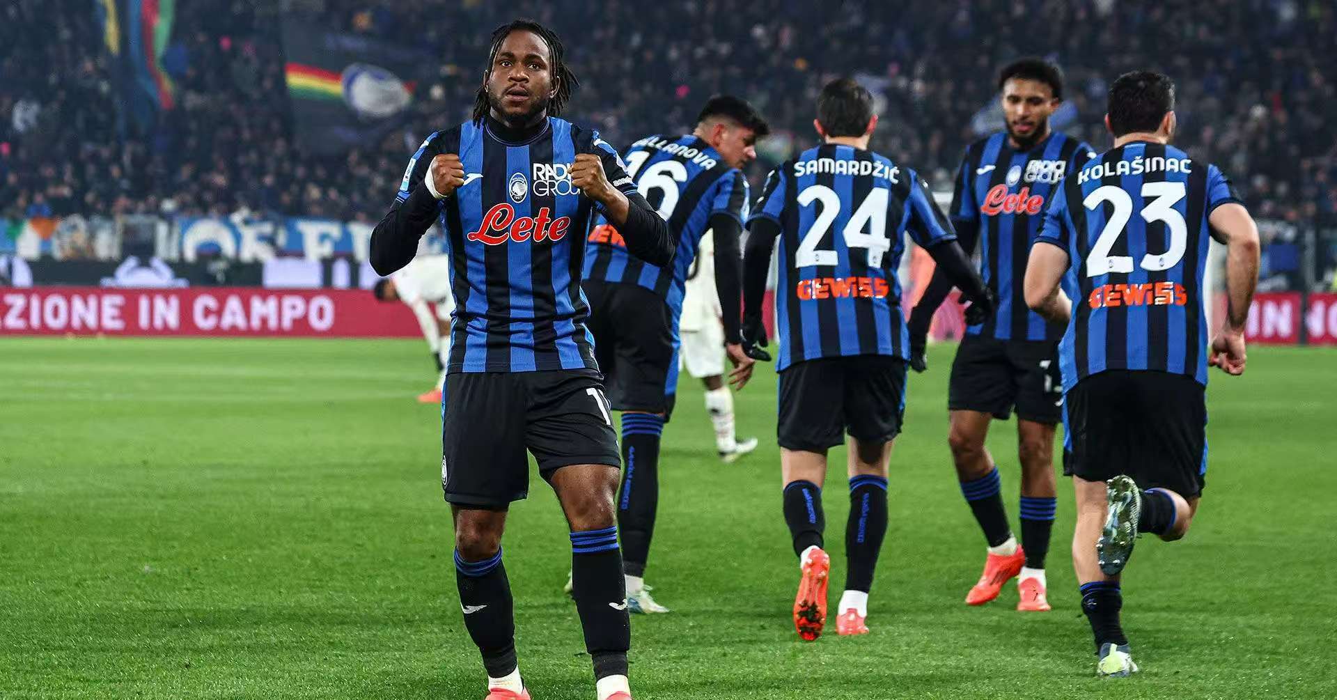 AC米兰前锋极速突破,意甲领头羊欧冠战绩亮眼的简单介绍 AC米兰前锋极速突破,意甲领头羊欧冠战绩亮眼的简单介绍