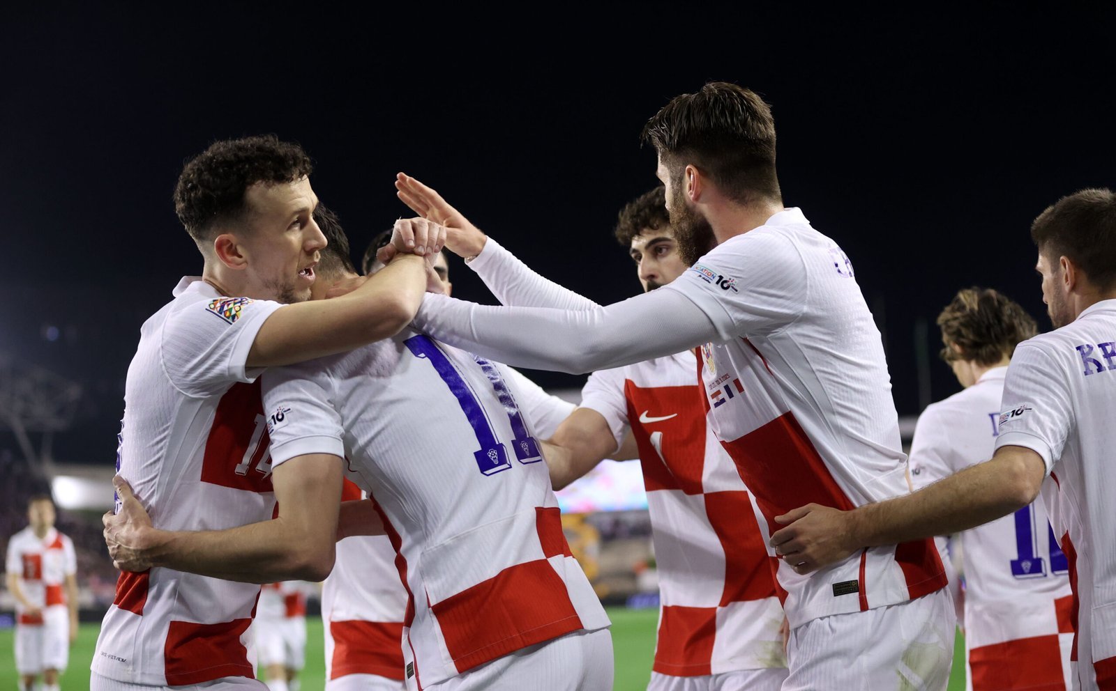 包含北马其顿队备赛状态火热,备战西班牙比赛备战全力备战的词条 包含北马其顿队备赛状态火热,备战西班牙比赛备战全力备战的词条