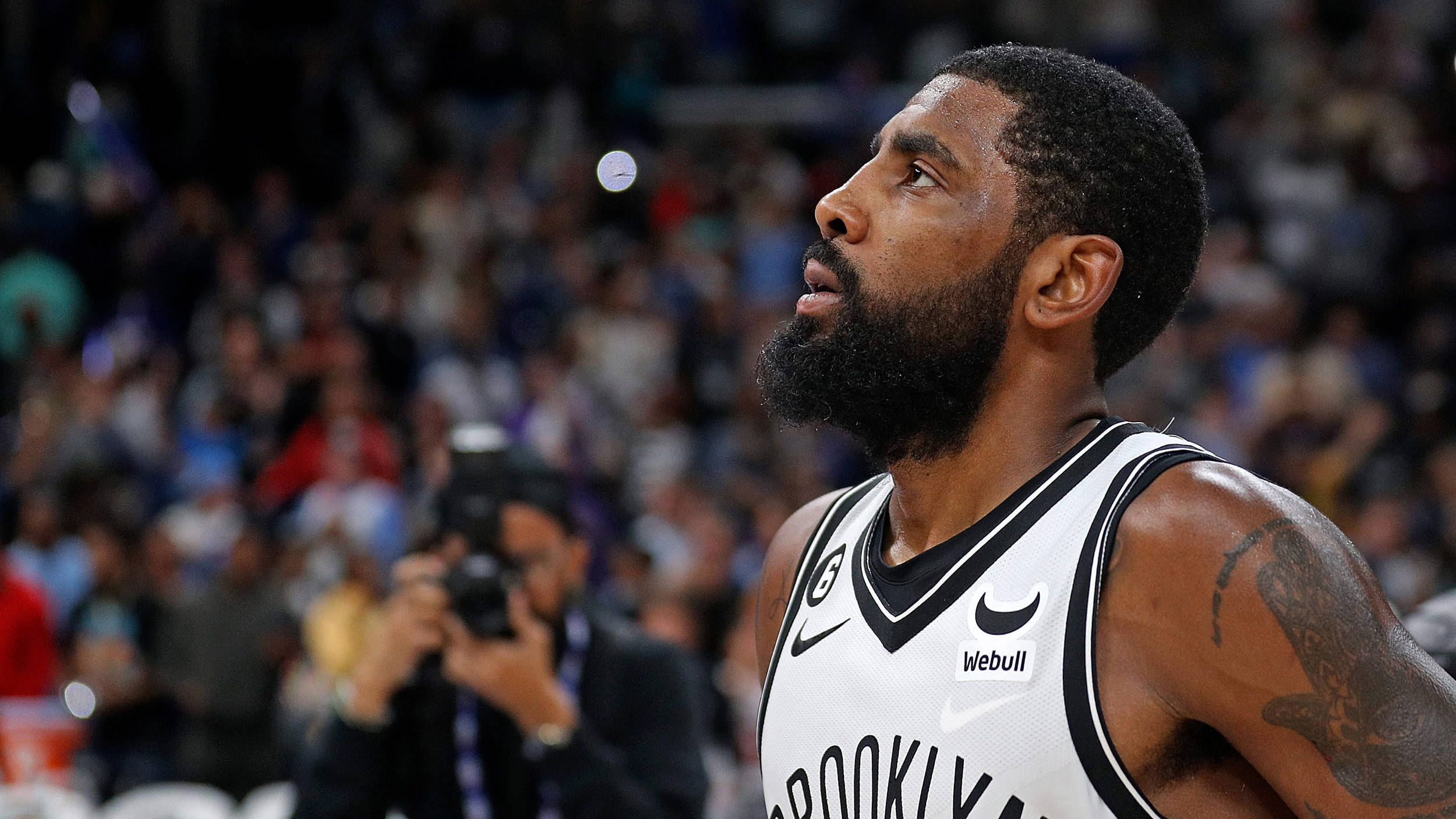 欧文狂砍格林分,篮网迎来新赛季高光! 欧文狂砍格林分,篮网迎来新赛季高光!