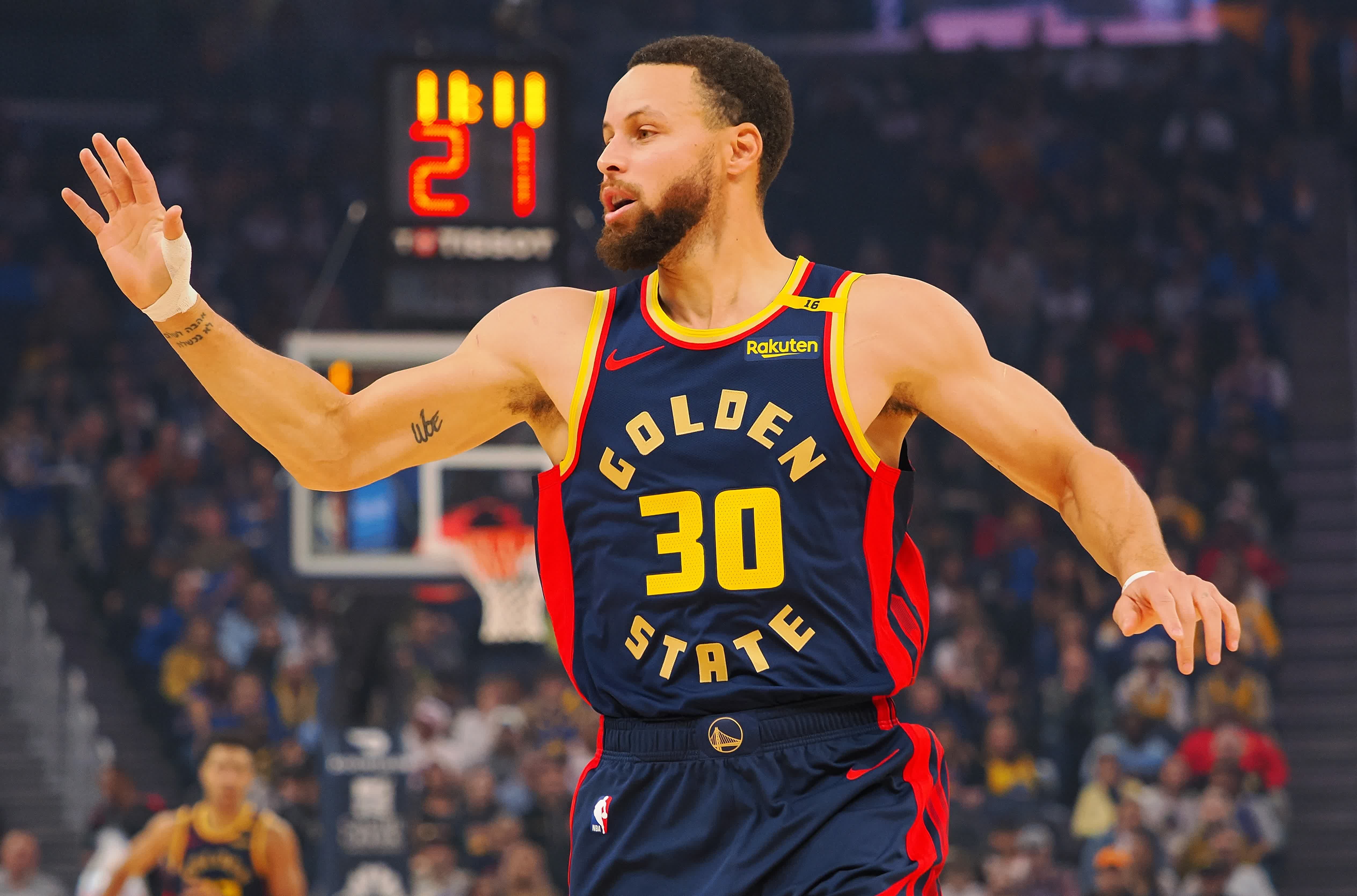 关于库里重返赛场,出色发挥首场状态出色,美国队观众沸腾!的信息 关于库里重返赛场,出色发挥首场状态出色,美国队观众沸腾!的信息