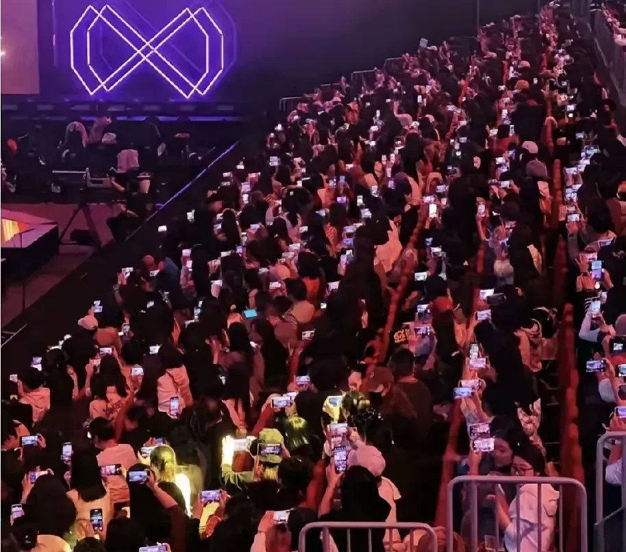 穆雷重返赛场,锐不可当首场状态出色,西班牙队观众沸腾! 穆雷重返赛场,锐不可当首场状态出色,西班牙队观众沸腾!